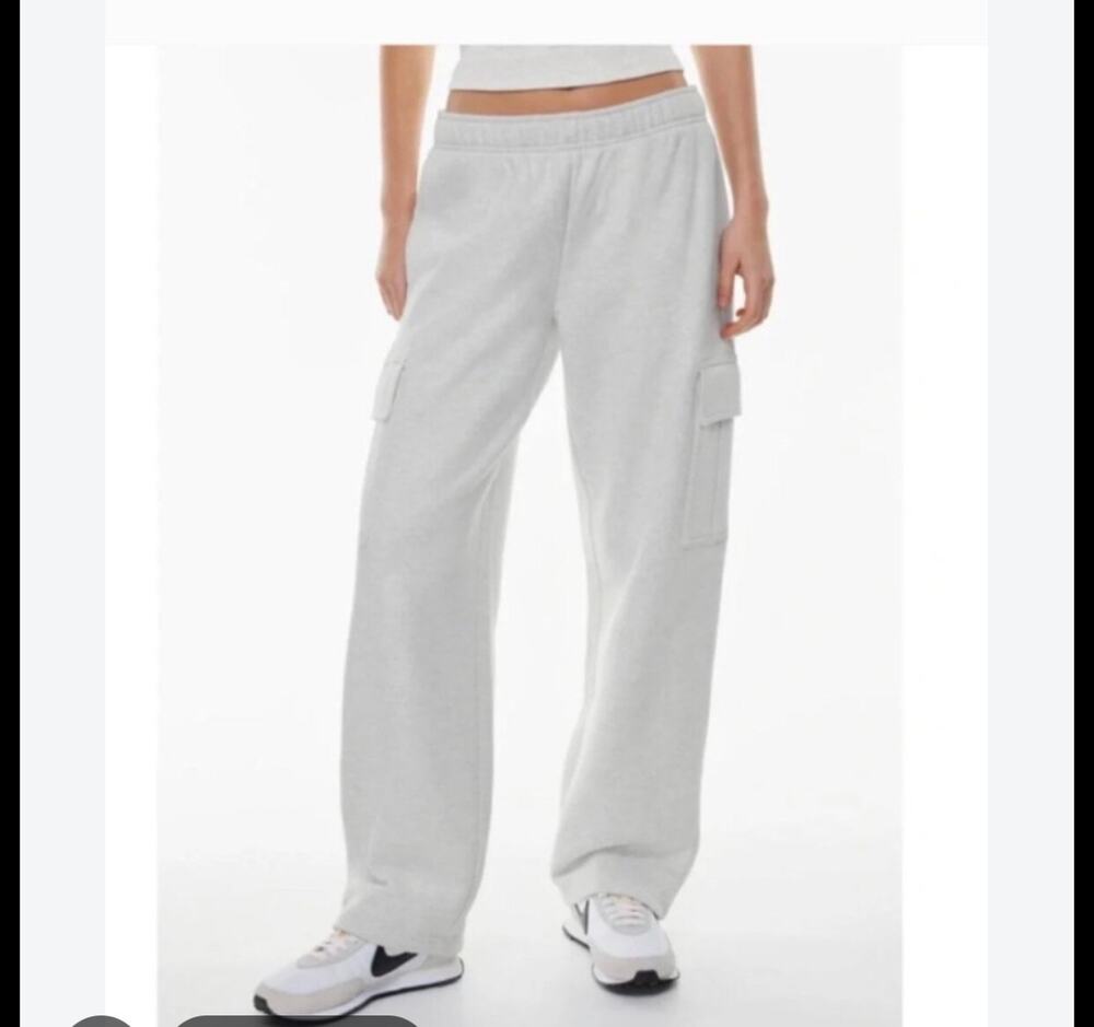 Aritzia Cozy Sweatfleece Mega Cargo Sweatpant Medium Short Gray